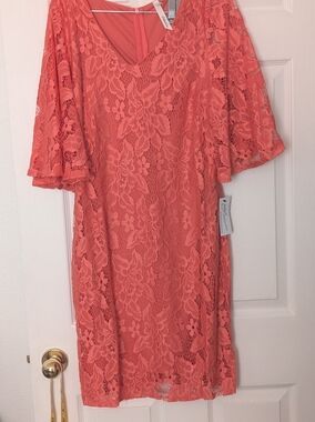 NY Collection Coral Lace V-Neck Shift Dress